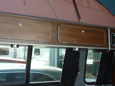 LC62 WUU – 2012 Volkswagen Camper Van