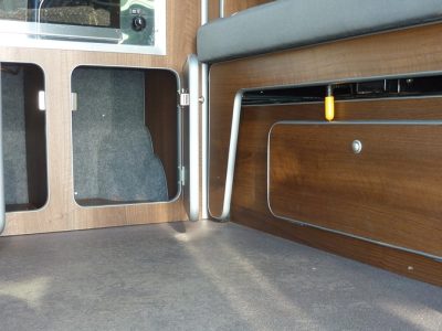 LC62 WUU – 2012 Volkswagen Camper Van